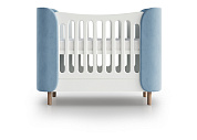 Кроватка KIDI Soft mini cпальное место 60*120 см (голубой)  по выгодным ценам с доставкой по Москве и Регионам от производителя. Более 50 видов детских кроваток, диванов, стульчиков, столов, комплектов. Доставка 24/7. Фирменная гарантия на детскую мебель.
